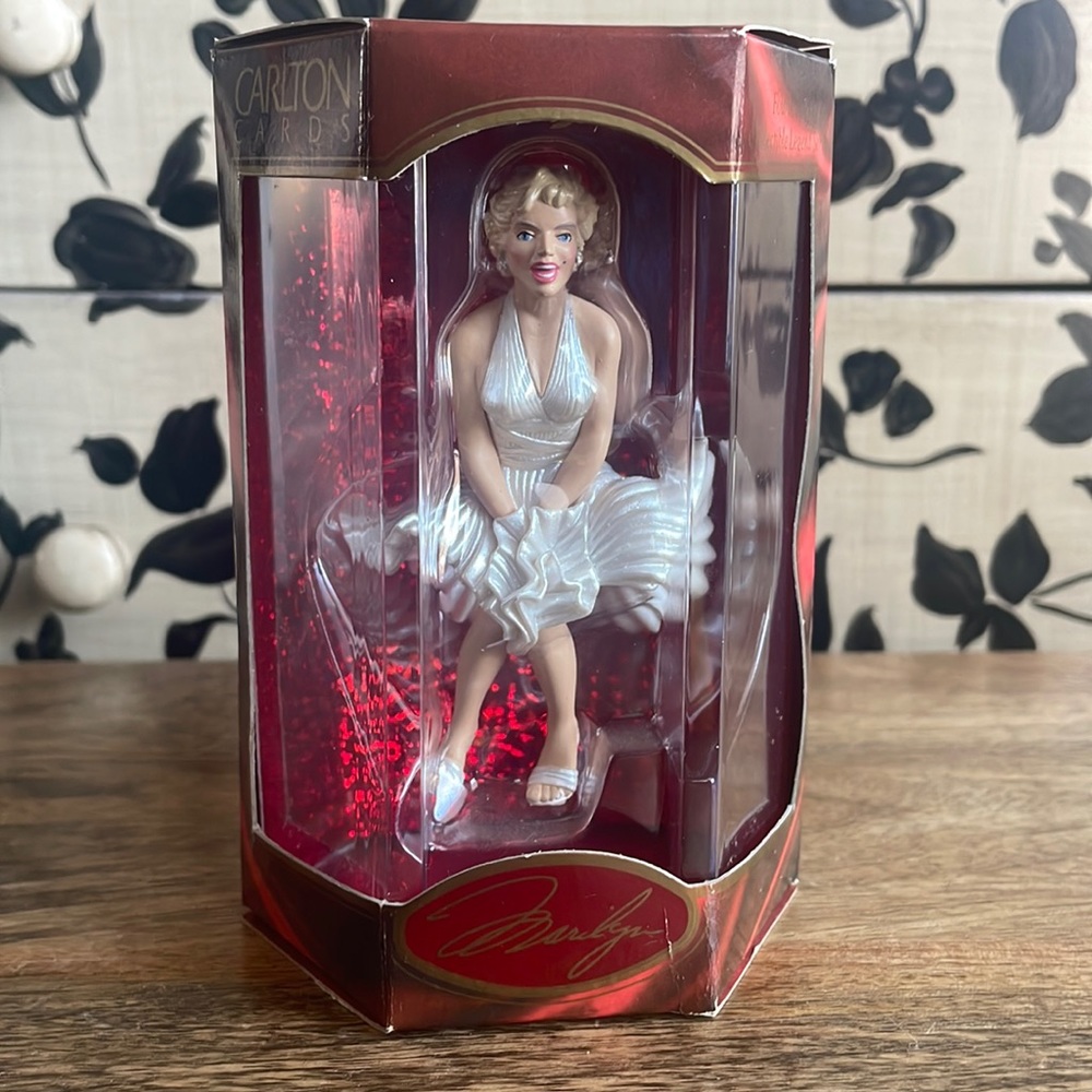 🤍Marilyn Monroe 1998 Classic Heirloom Collection Ornament.